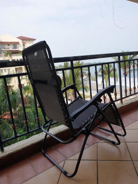 Apartemen Marbella anyer tower sadewa lt 5 view kolam renang & laut, Anyer, Indonesia