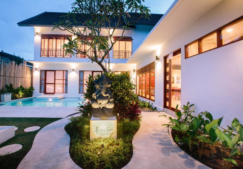 Pudak Sari Unizou Hostel, Kuta, Indonesia