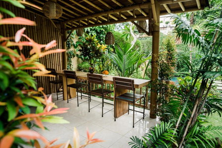 Desak Putu Putra Hidden, Ubud, Indonesia