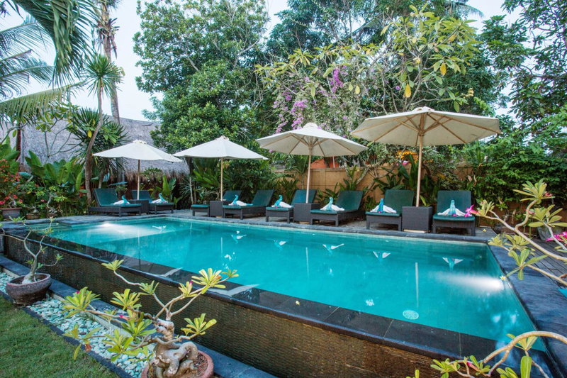TS Hut Lembongan, 클룽클룽, 인도네시아 공화국