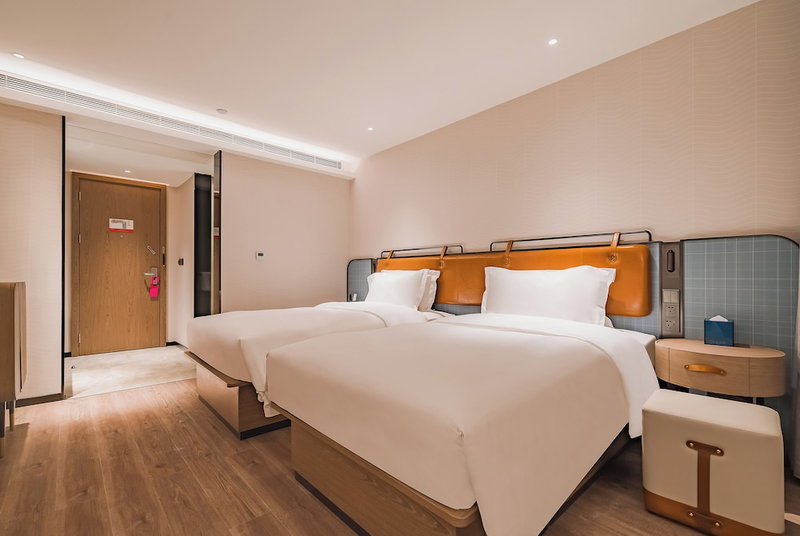 Echarm International Hotel Guangzhou South Railway Station Zhongcun Metro Station Branch, Shiqiao, 中国