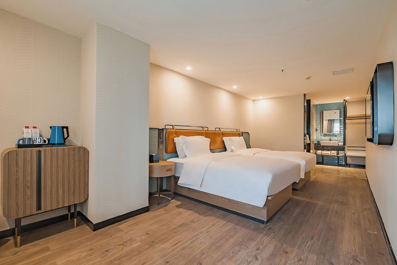 Echarm International Hotel Guangzhou South Railway Station Zhongcun Metro Station Branch, Shiqiao, 中国