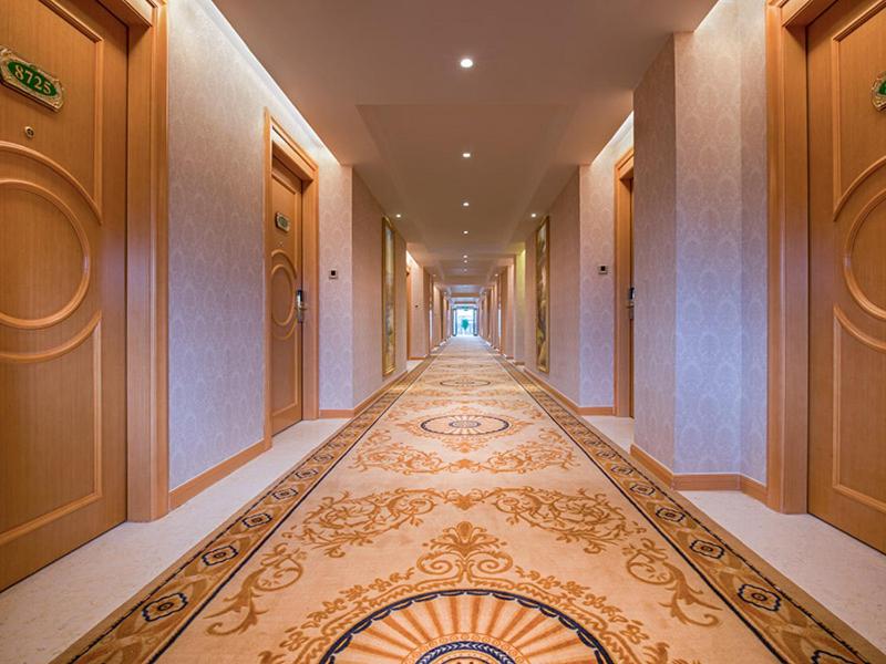 Vienna Hotel Shenzhen Fuyong Subway Station, Humen, 中国
