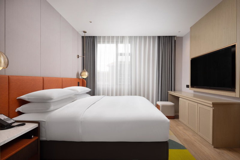 Home2 Suites By Hilton Hotel Guangzhou Baiyun International Airport Branch - Free Shuttle Bus to Guangzhou Baiyun International Airport & Free Deliver Serv, Huadu, 中国