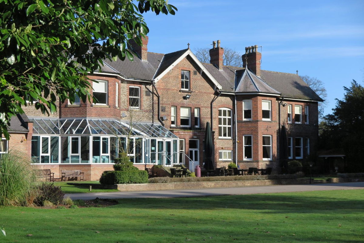 Burn Hall Hotel, Vereinigtes Königreich