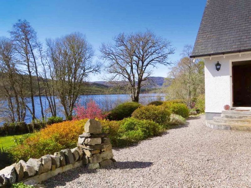 Lochview Guesthouse, Strathpeffer, United Kingdom