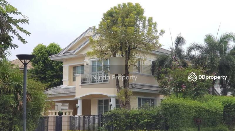 Nantawan Rama 9-Onnut, Bangkok, Thailand