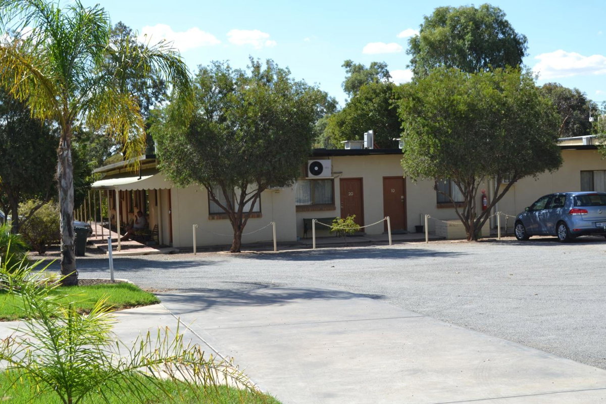 Sturt Motel, Australia
