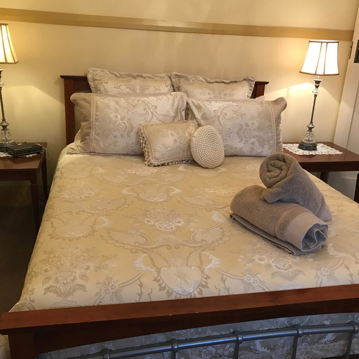 Guest House on Hyde, Australia