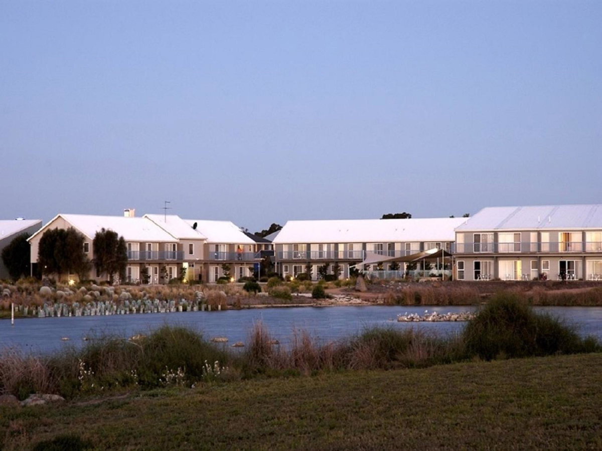 Hotel · Quest Williamstown North, Yarraville