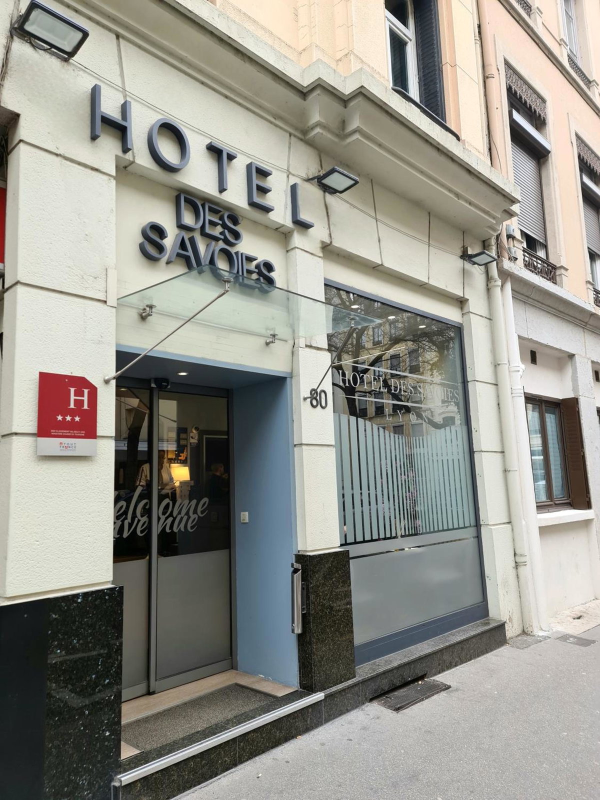 Hotel · Hotel des Savoies Lyon Perrache, Lyon 02
