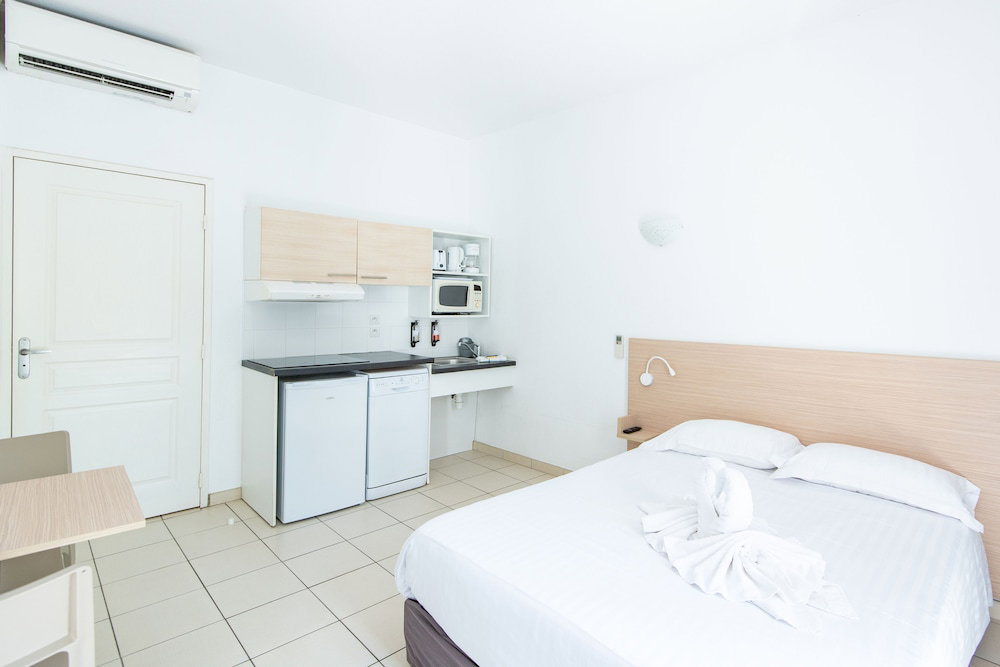 Comfort Aparthotel Frejus La Tour De Mare, France