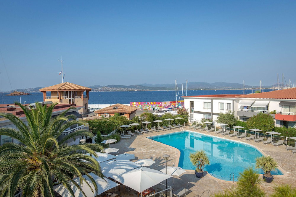 Hôtel · Best Western Plus Hotel La Marina, Saint-Raphael