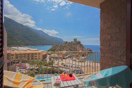 Hotel Kalliste, Porto Ota, France