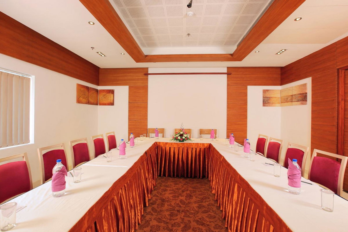 Hotel · Biverah Hotel & Suites, Thiruvananthapuram