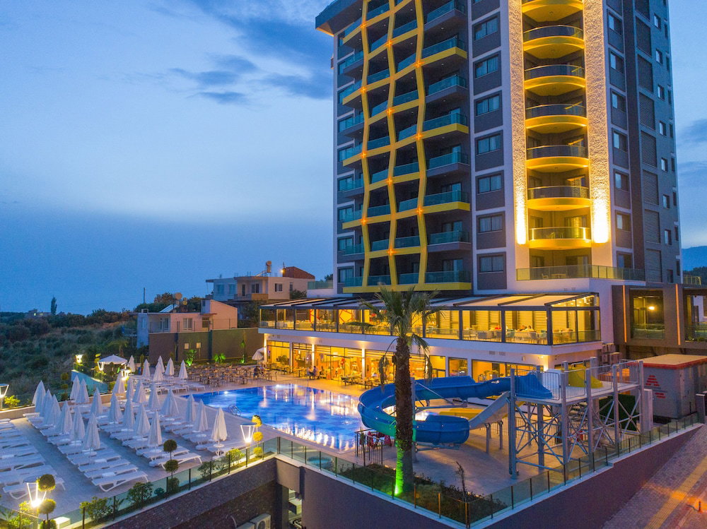 Hotel · Campus Hill Hotel, Mahmutlar