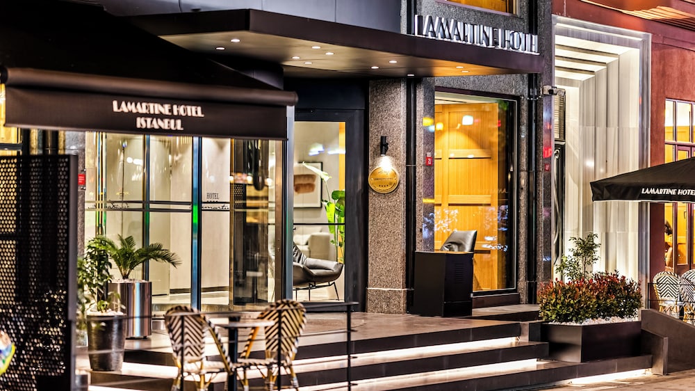 Отель · Lamartine Hotel, Sisli