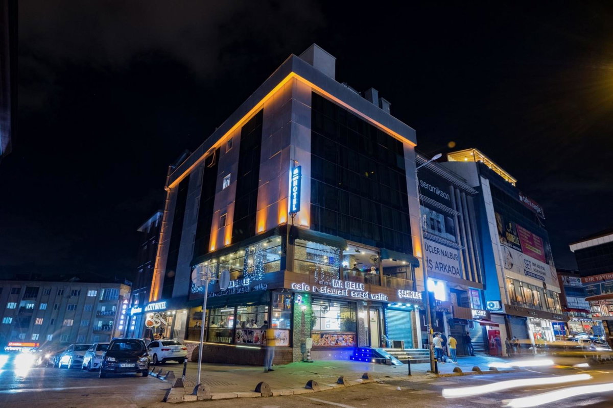 Hotel · İstanbul City Airport Hotel, Arnavutkoey