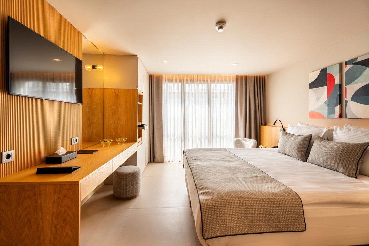 ERK Hotel, Turkey