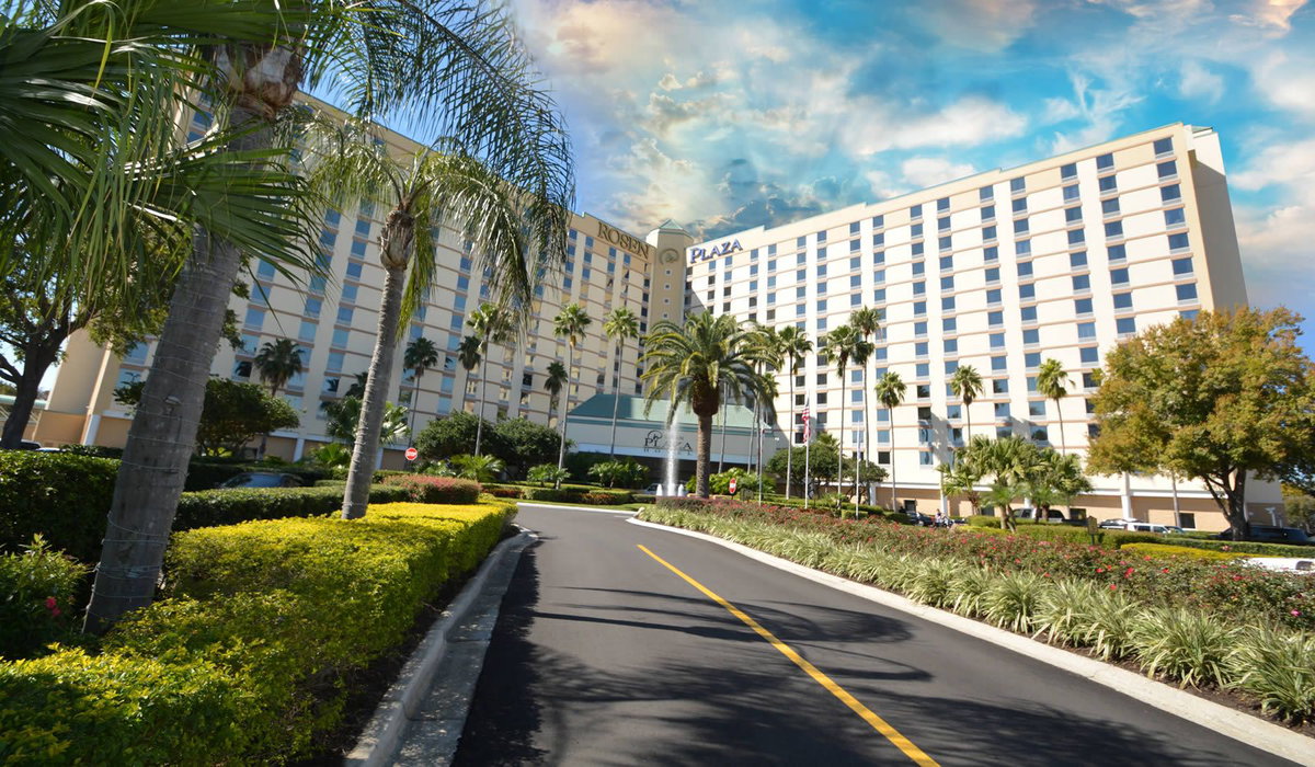 Rosen Plaza® Hotel, United States