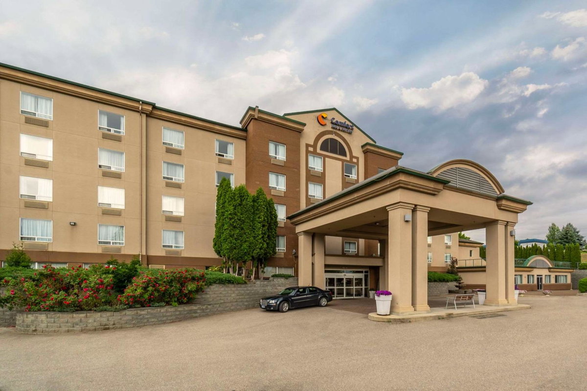 Comfort Inn & Suites, Canada