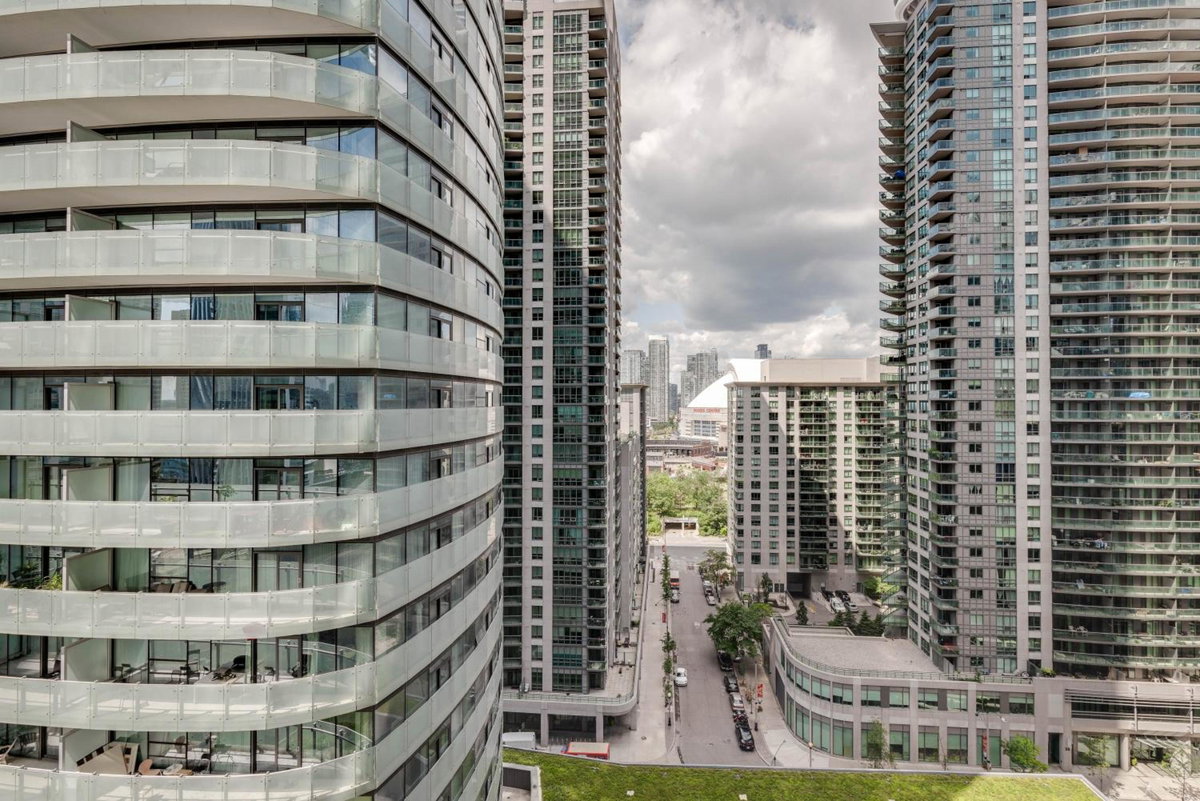 Hotel · StayToronto - The York Suites, Waterfront Communities-The Island
