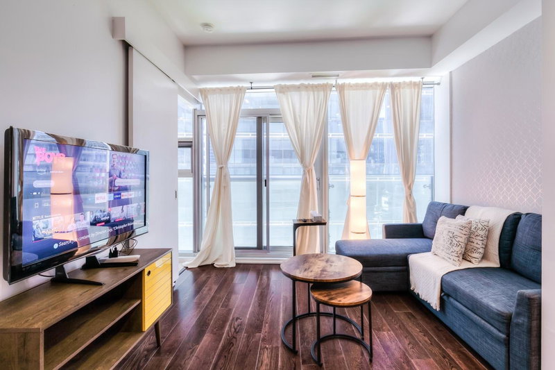 StayToronto - The York Suites, Waterfront Communities-The Island, Канада