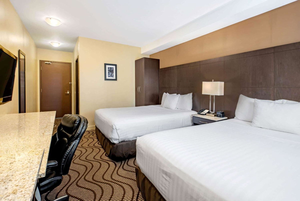 La Quinta by Wyndham Oshawa, Canada