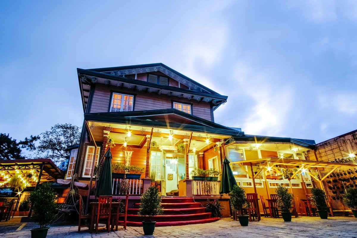 Elmar Cabin, Philippinen