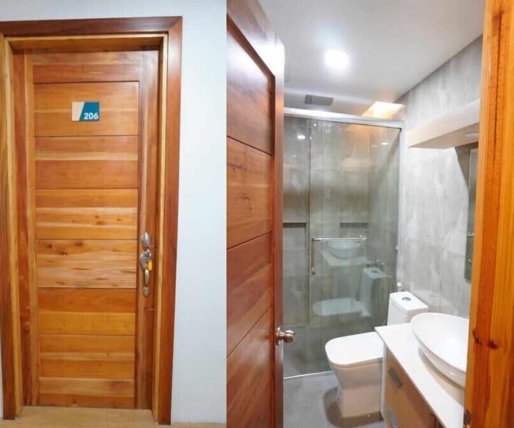 Hotel · Rudhil's Place Hotel, Cebu City