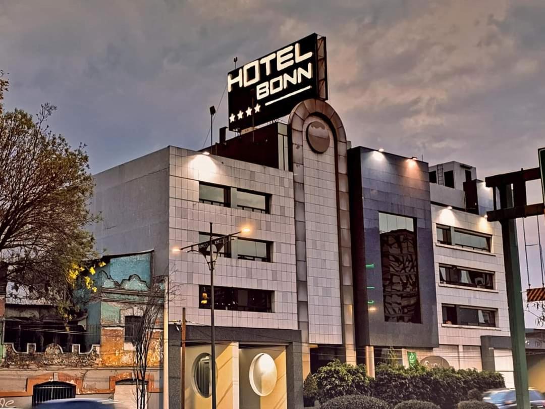 Hotel Bonn, Мексика