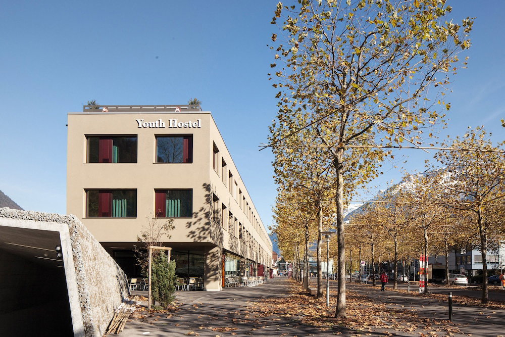 Отель · Youth Hostel Interlaken, Thun