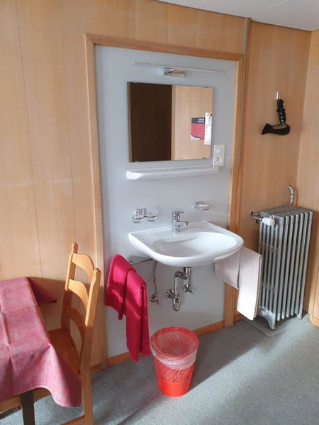 Hotel Garni Alpenruh, Sierre, Швейцария