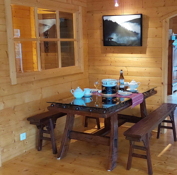 Chambre d'hôtes L'ours Bleu, Monthey, Швейцария