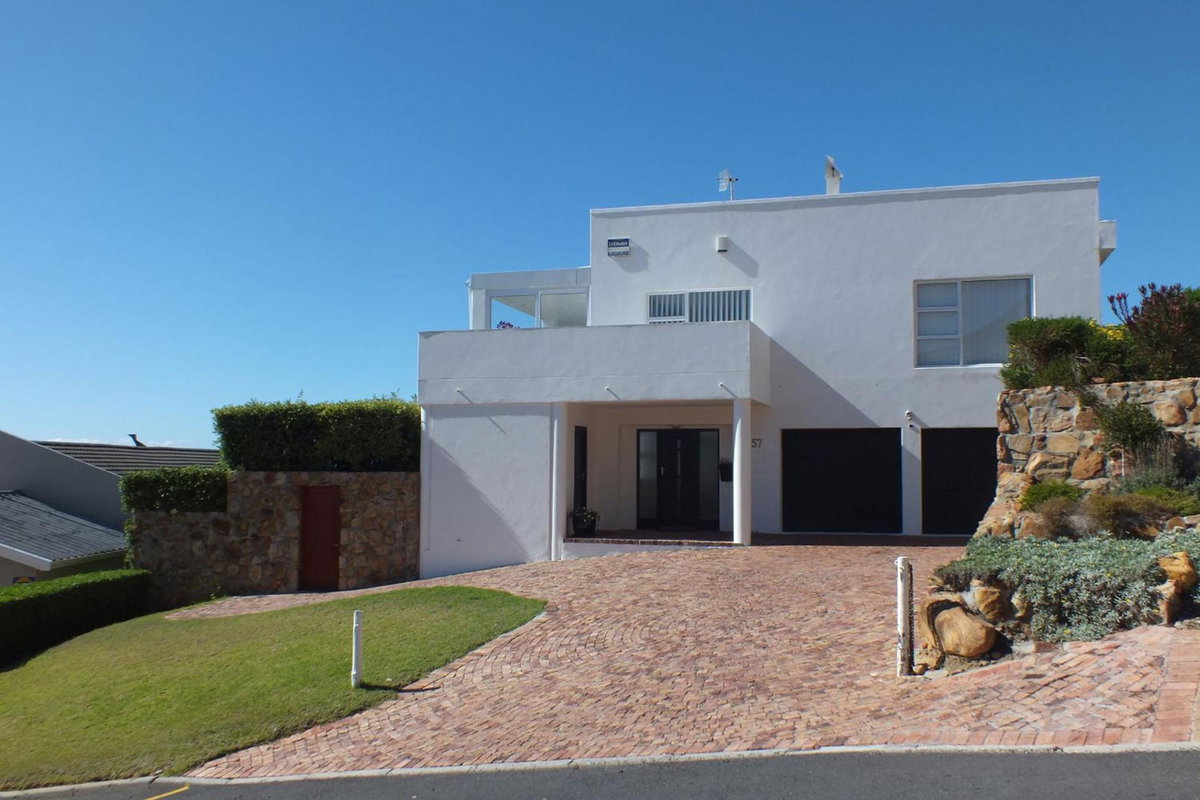 Hotel · Penguinden - load-shedding free, Retreat