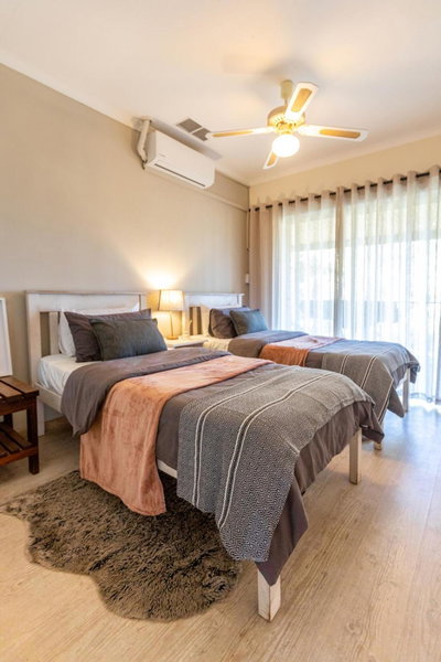 Feather Nest Guest House, Oudtshoorn, South Africa