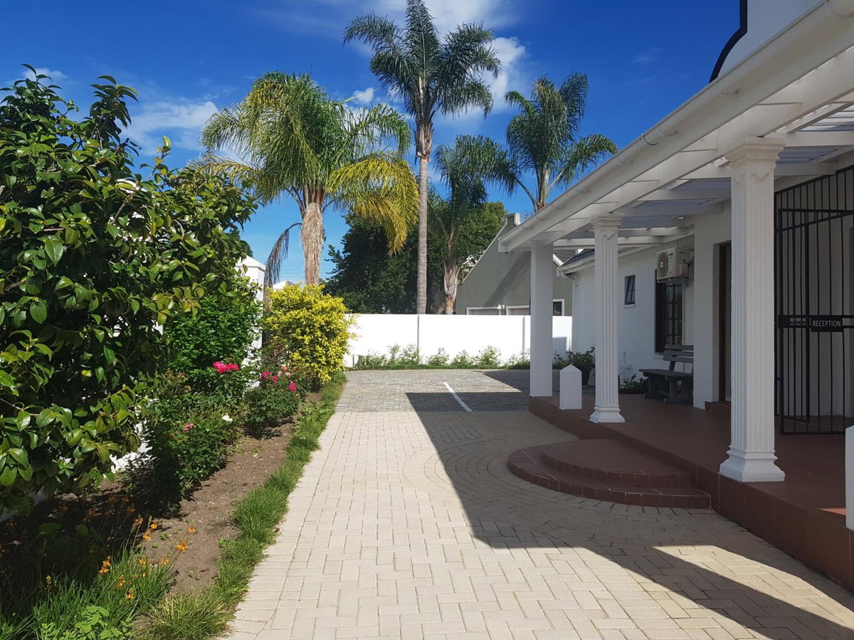 Hotel · Outeniqua en Route, George