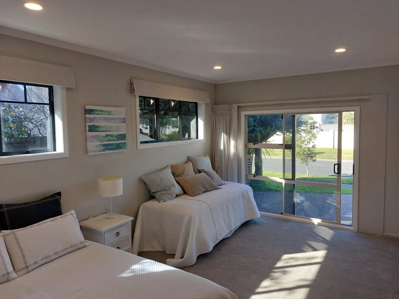 Palm Paradise with Spa, Tauranga, New Zealand