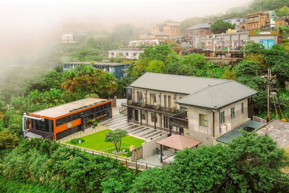 Jien Mount Villas, Taiwan