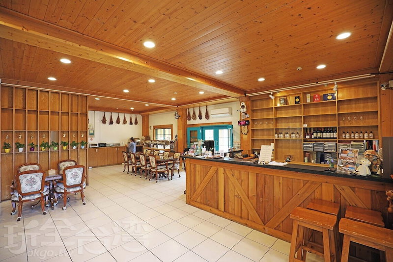 Baili Manor Cing Jing, Puli, 台湾