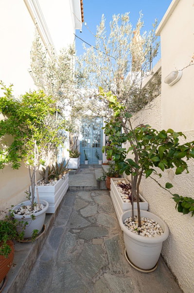 Dionysos Hotel, Poros, Greece