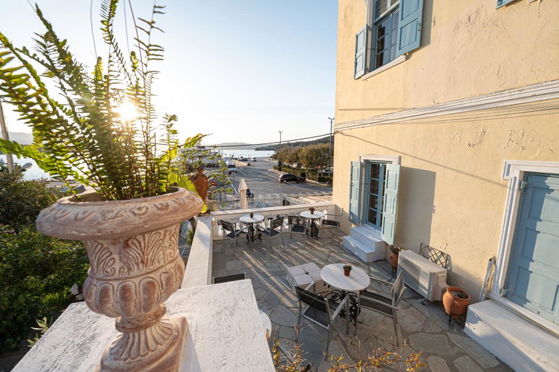 Dionysos Hotel, Poros, Greece