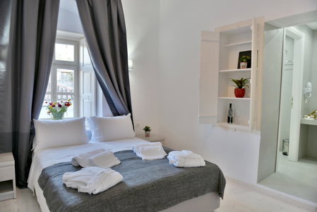 Douskos Port House, Hydra, Greece