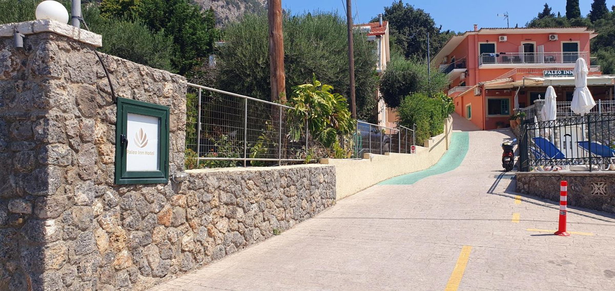 Paleo Inn Hotel, Grecia