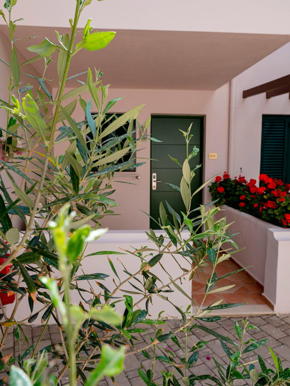 Elmi Beach Hotel & Suites, Grèce