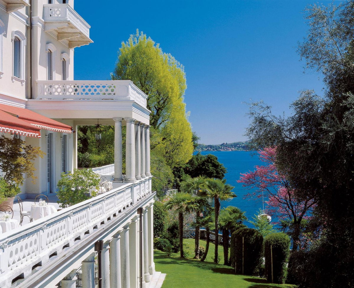 Отель · Grand Hotel Majestic, Verbania