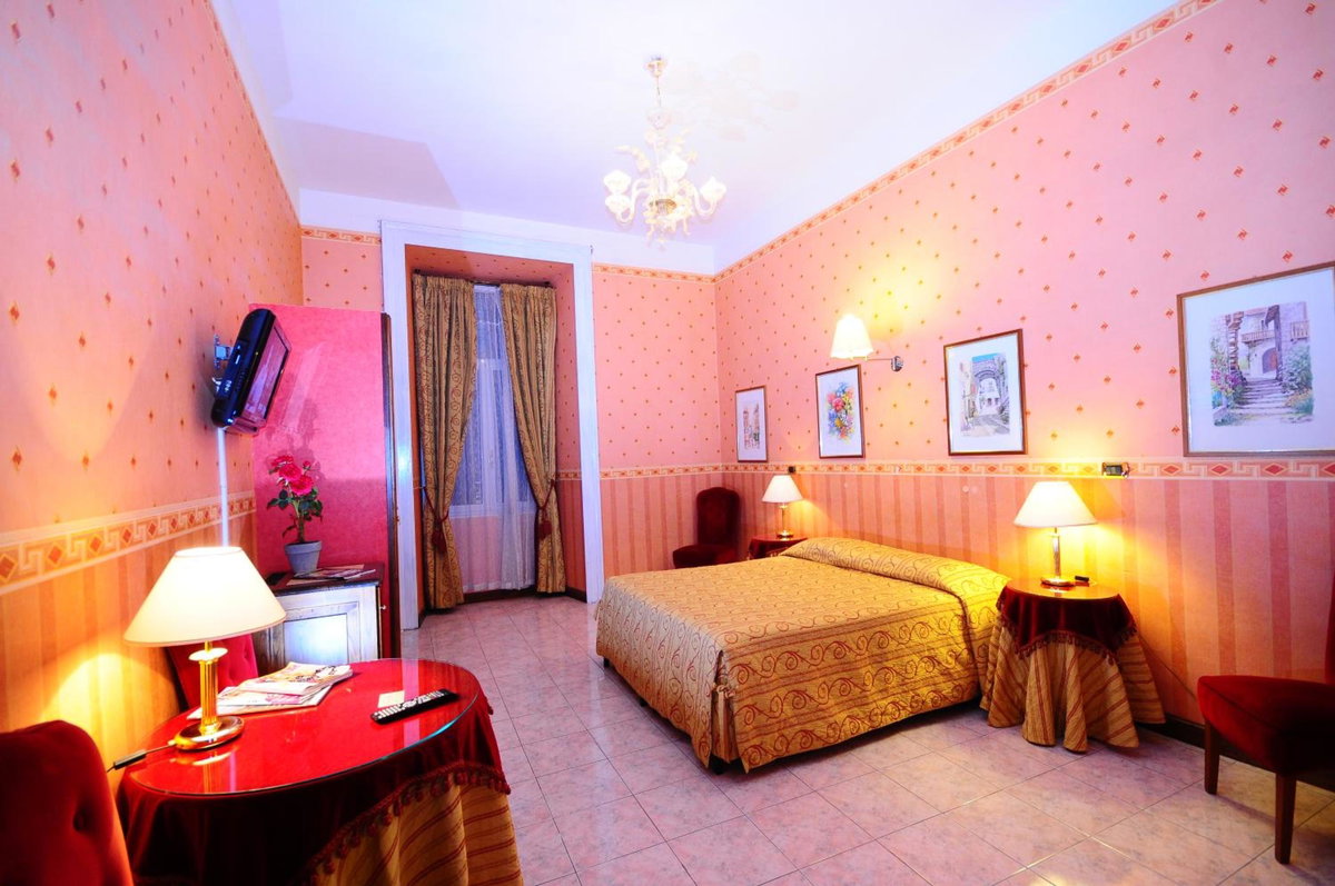 Hotel Sweet Home, Italy