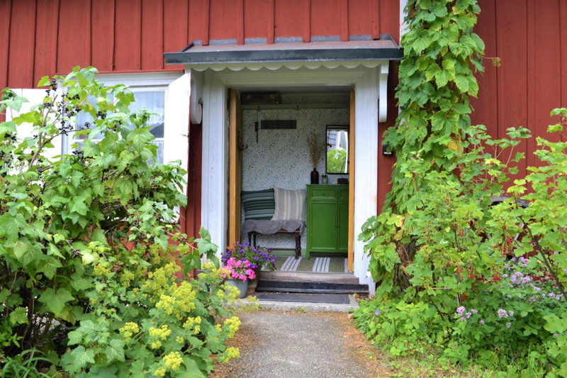 Rustik gäststuga med lantlig känsla nära Örebro city, Örebro, Sweden