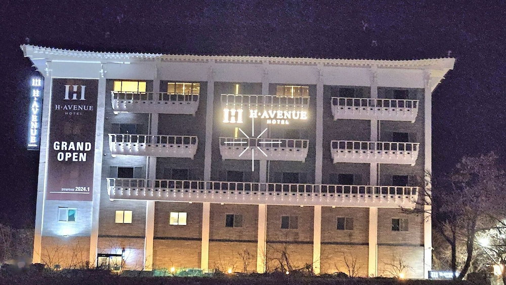 Gyeongju H Avenue Hotel Bulguksa, South Korea