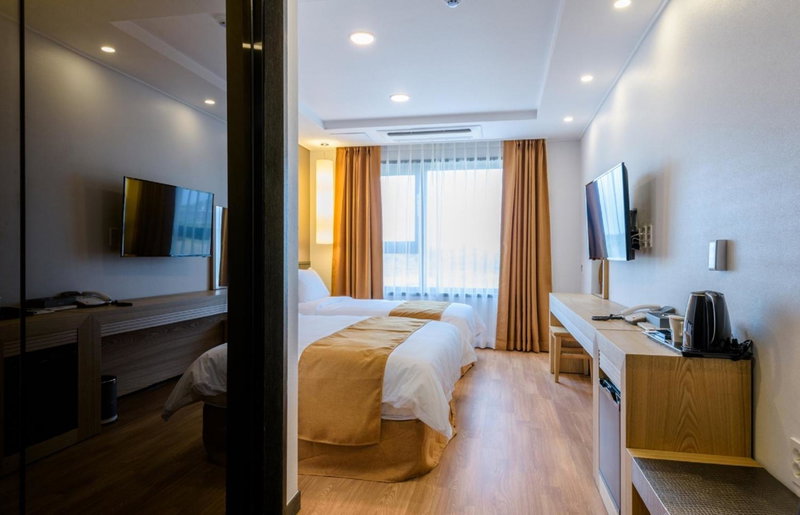 Thira Hotel, Seogwipo, 대한민국
